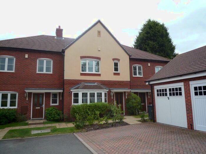 3 Bedroom Town House To Rent In Blossomfield Road, Solihull, B91