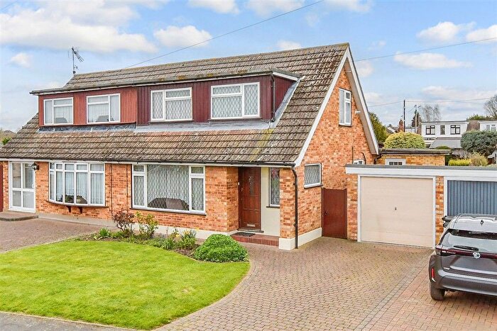 3 Bedroom Semi-Detached House For Sale In Charlotte Avenue, Wickford, Essex, SS12