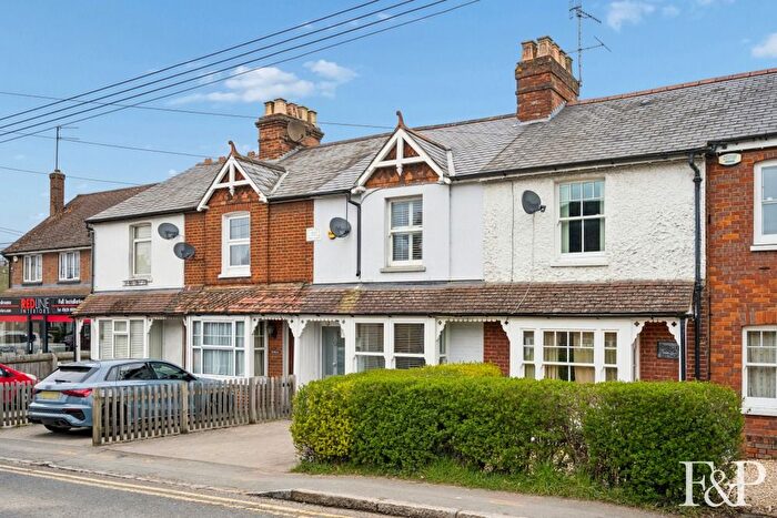 2 Bedroom Terraced House For Sale In Cores End Road, Bourne End, SL8