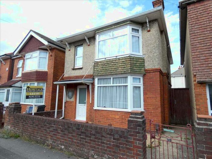 4 Bedroom Detached House To Rent In Hankinson Road, Winton, Bournemouth, BH9