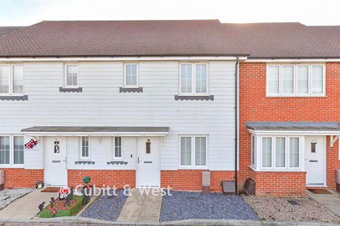 3 Bedroom Terraced House For Sale In Crossfields, Bognor Regis, West Sussex, PO21