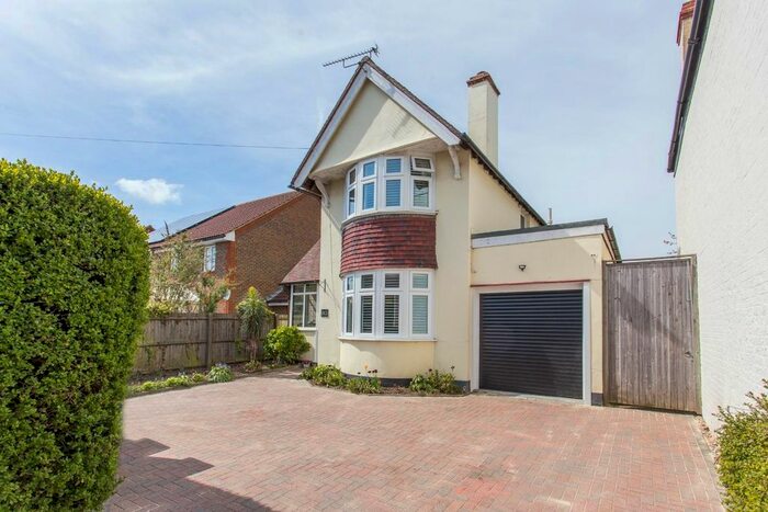 3 Bedroom Detached House To Rent In Middle Deal Road, Deal, CT14