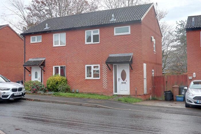 2 Bedroom Semi Detached House For Sale In Sheepcroft Hill, Stevenage, Hertfordshire, SG2