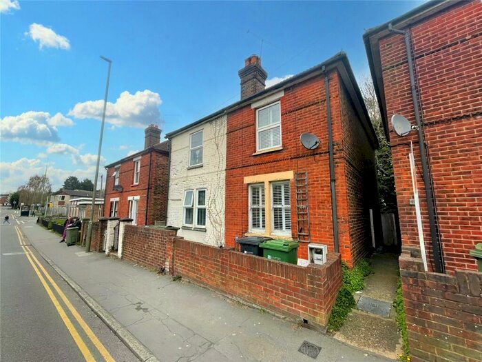 3 Bedroom Semi-Detached House To Rent In Guildford Park Road, Guildford, Surrey, GU2