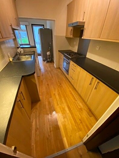 4 Bedroom Terraced House To Rent In Rosebank Avenue, Wembley, HA0