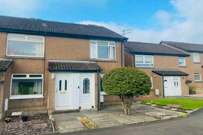 1 Bedroom Flat To Rent In South Avenue, Carluke, Lanarkshire, ML8