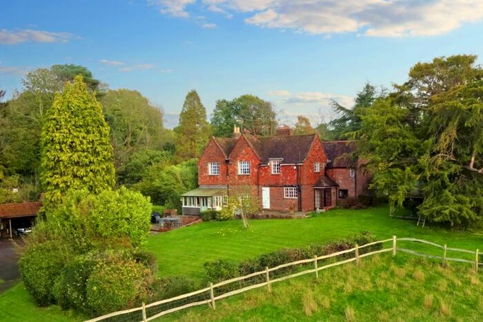 5 Bedroom Detached House To Rent In Foxhole Lane, Bolney, RH17