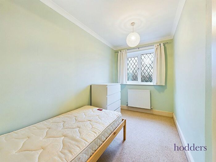 2 Bedroom End Of Terrace House To Rent In Quincy Road, Egham, Surrey, TW20