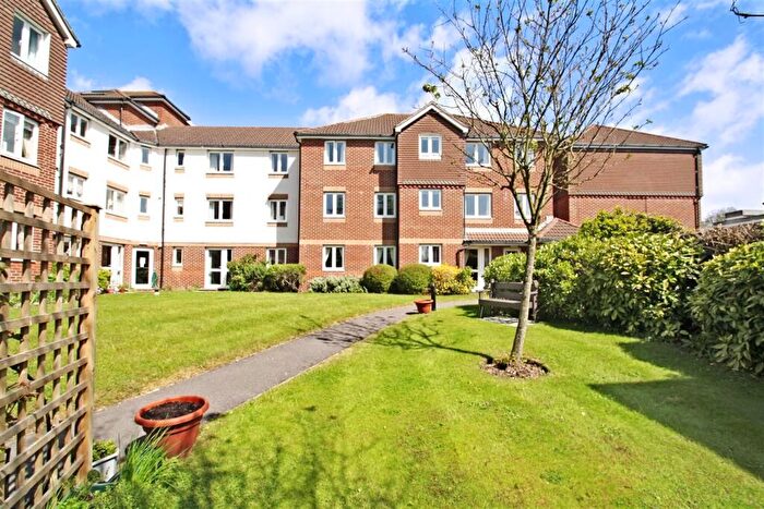 1 Bedroom Flat To Rent In Moresby Court, Fareham, PO16