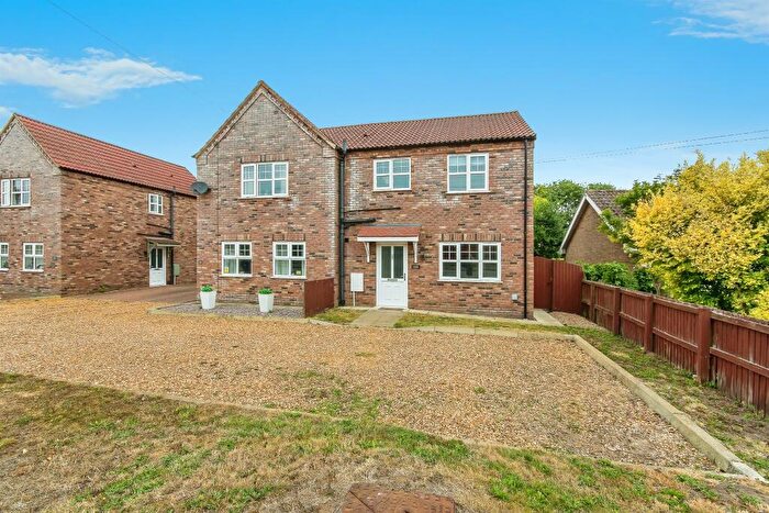 3 Bedroom Semi-Detached House For Sale In Front Road, Murrow, Wisbech, PE13