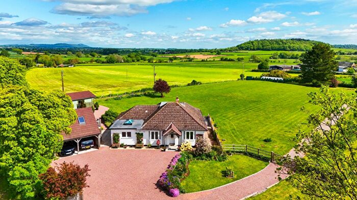 3 Bedroom Bungalow For Sale In Fenmaurs, Highleadon, Newent, Gloucestershire, GL18