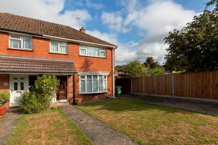 3 Bedroom Semi-Detached House To Rent In Castle Drive, Kemsing, Sevenoaks, TN15