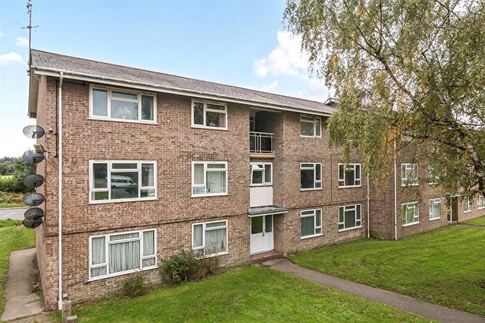 2 Bedroom Apartment For Sale In Empool Close, Crossways, Dorchester, DT2