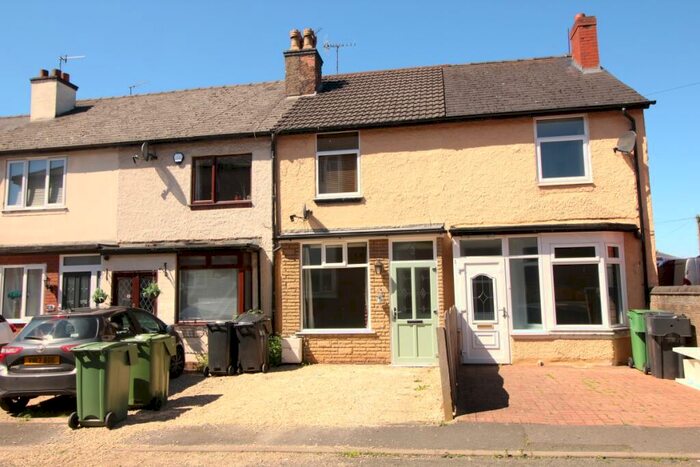 2 Bedroom Terraced House To Rent In Coronation Terrace Stoke Road, Bromsgrove, Worcestershire, B60