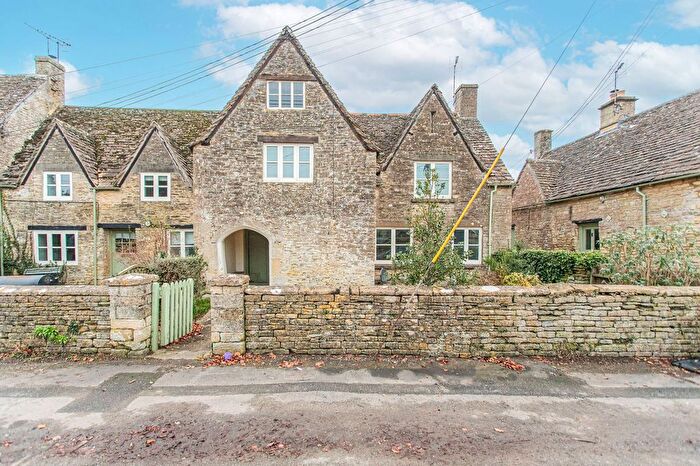 3 Bedroom Semi-Detached House For Sale In Park Street, Charlton, Malmesbury, SN16