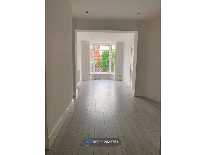 2 Bedroom End Terrace House To Rent In Pemberton Road, Ashford, TN24