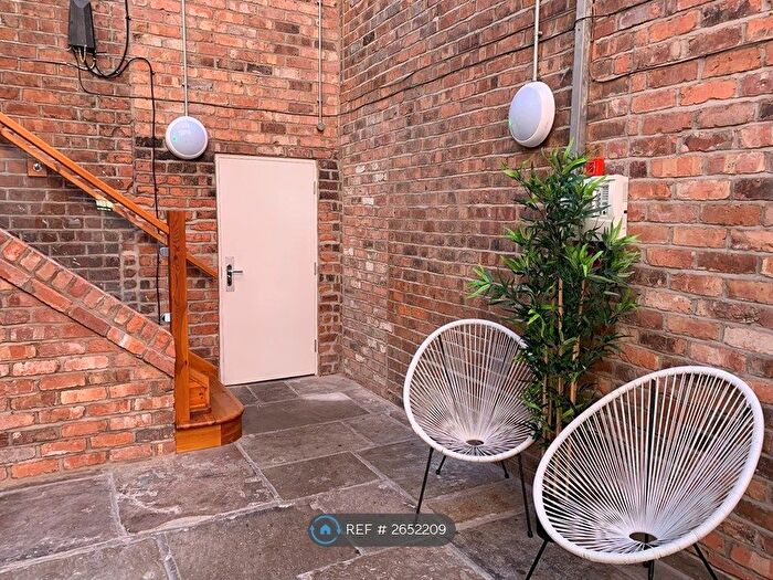 1 Bedroom Flat To Rent In Scarisbrick Avenue, Southport, PR8