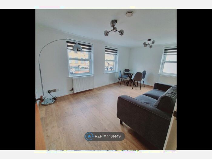 2 Bedroom Flat To Rent In Finsbury Park, London, N4