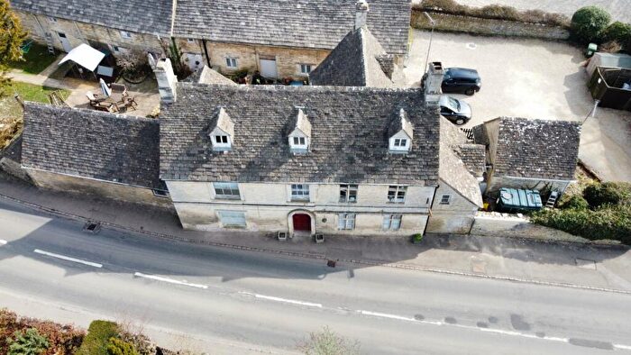 5 Bedroom Detached House For Sale In Barnsley, Cirencester, Gloucestershire, GL7
