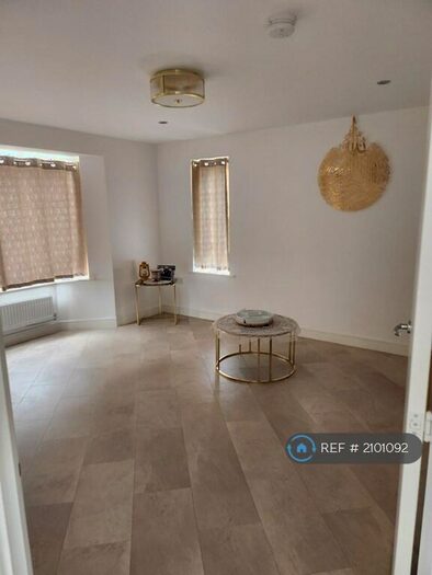 4 Bedroom Detached House To Rent In Morpeth Crescent, Houghton Regis, Dunstable, LU5