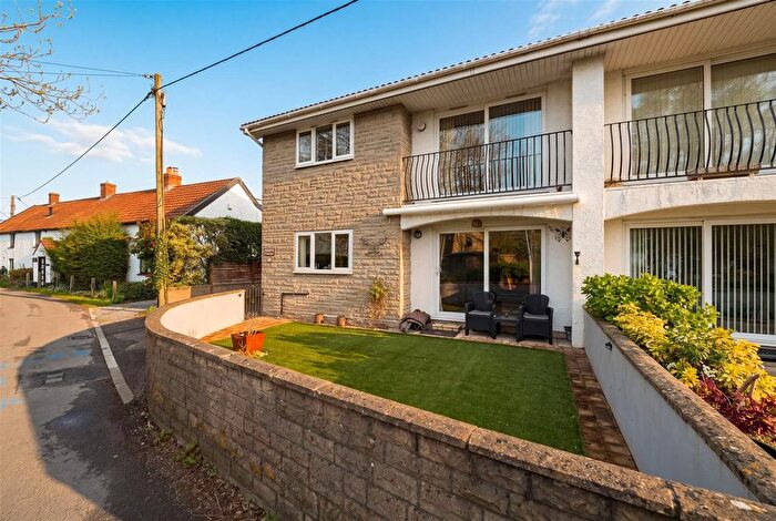 2 Bedroom Flat For Sale In Ebdon Road, Weston-Super-Mare, BS22