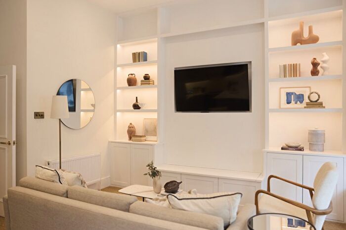 1 Bedroom Flat To Rent In Westgate Terrace, London, SW10