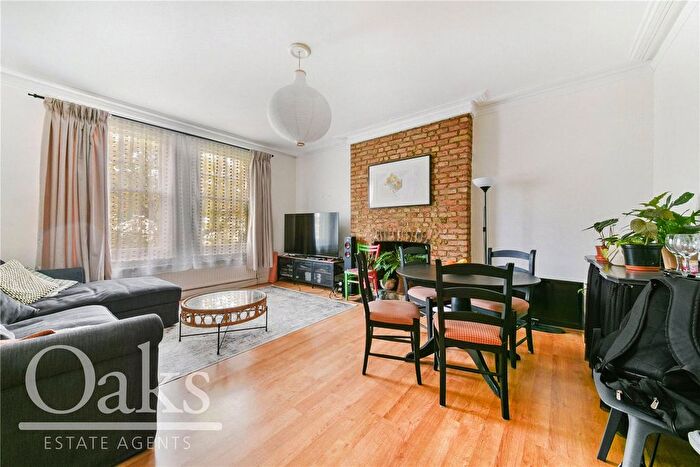 1 Bedroom Flat To Rent In St. Julians Farm Road, London, SE27