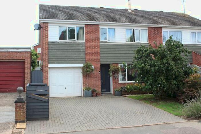 4 Bedroom Semi-Detached House To Rent In West Street, Weedon, Northampton, NN7