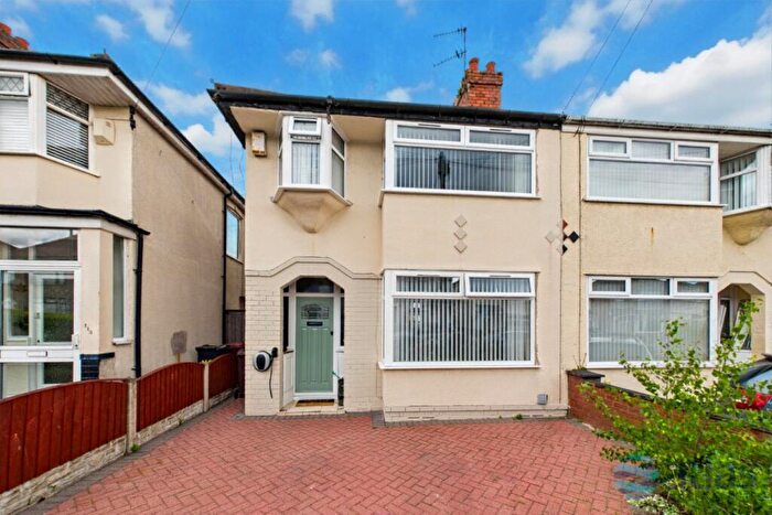 3 Bedroom Semi-Detached House For Sale In Easton Road, Huyton, L36