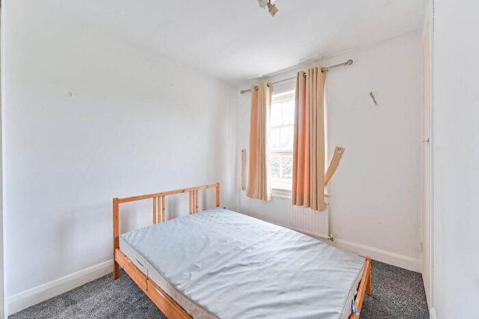 2 Bedroom Flat To Rent In Allitsen Road, St John's Wood, London, NW8