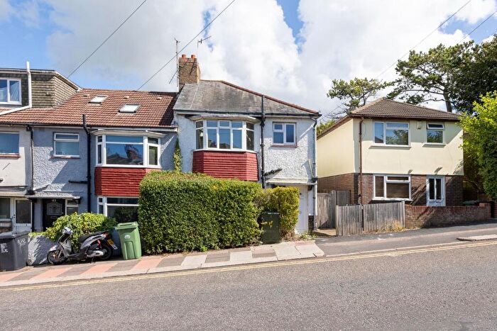 3 Bedroom End Of Terrace House For Sale In Coombe Road, Brighton, BN2