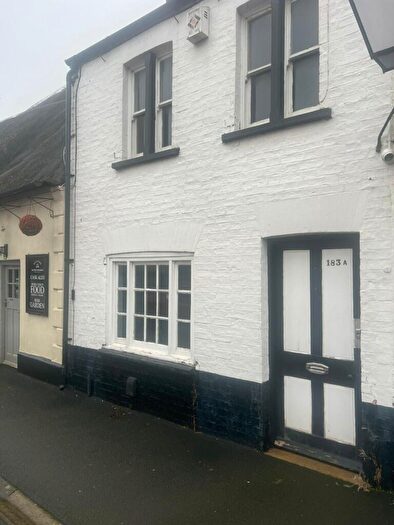 2 Bedroom Cottage To Rent In Main Street, PE7