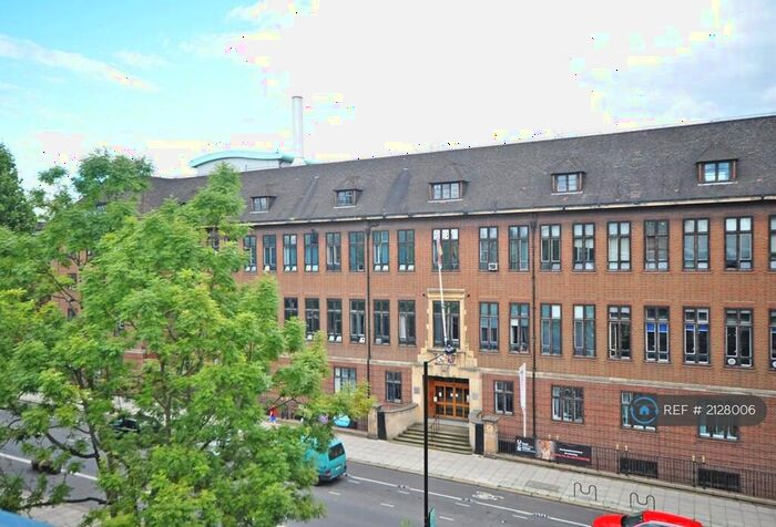2 Bedroom Flat To Rent In Lydford, London, NW1