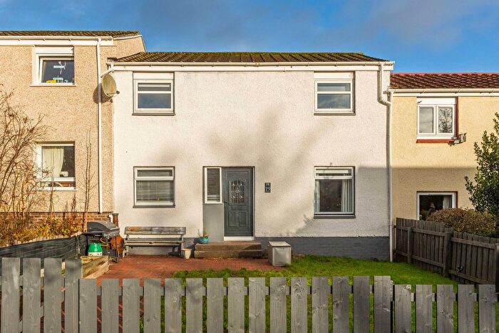 3 Bedroom Terraced House For Sale In Deanburn, Penicuik, EH26
