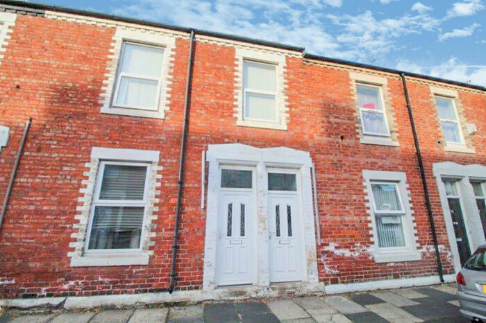 3 Bedroom Flat To Rent In Percy Street, Blyth, NE24