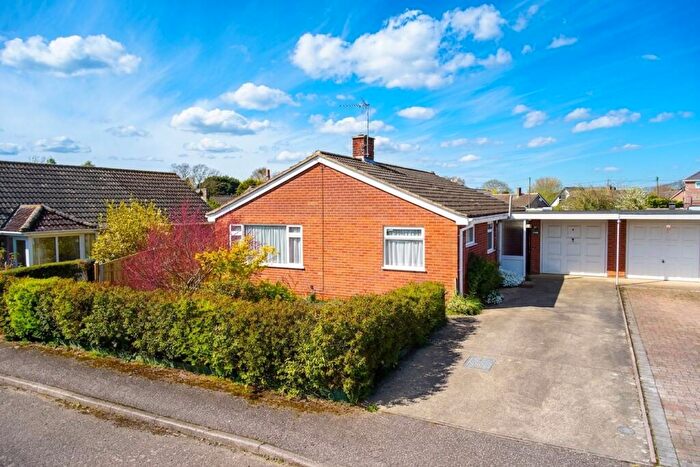 3 Bedroom Detached Bungalow For Sale In Cardun Close, Blofield Heath, Norwich, NR13