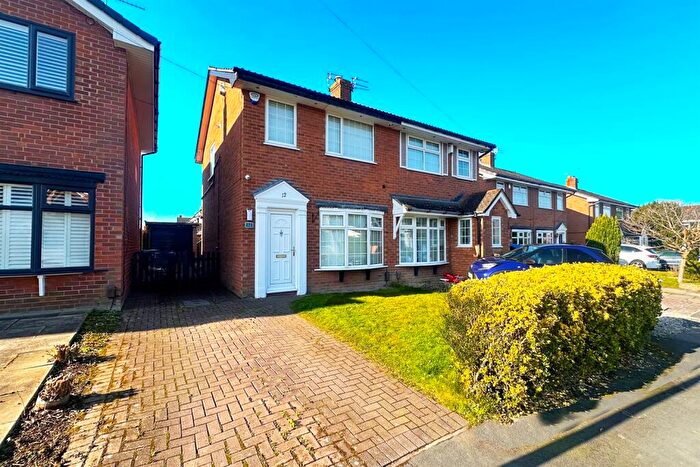 3 Bedroom Semi Detached House For Sale In Teal Avenue, Poynton, SK12
