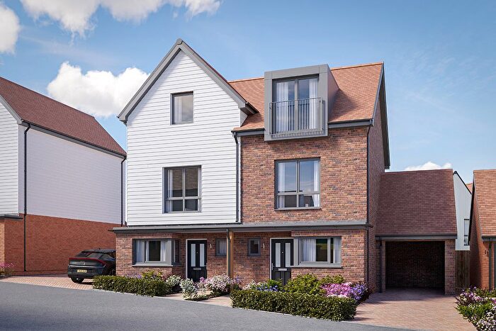 3 Bedroom Semi-detached House For Sale In Chilmington Rise, Great Chart, Ashford, TN23