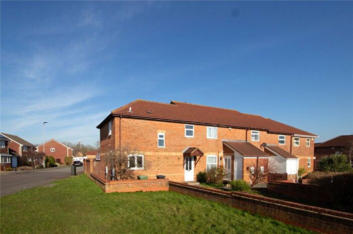 3 Bedroom End Of Terrace House To Rent In Paddock Close, Bradley Stoke, Bristol, South Gloucestershire, BS32