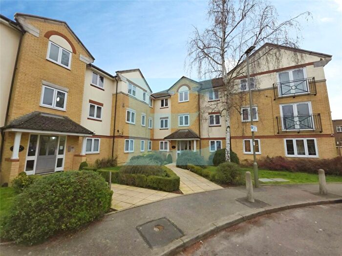 2 Bedroom Apartment For Sale In Monarchs Court, Grenville Place, Mill Hill, London, NW7