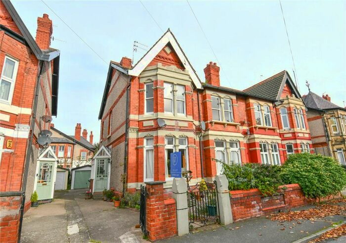 3 Bedroom Flat To Rent In Hydro Avenue, West Kirby, Wirral, CH48