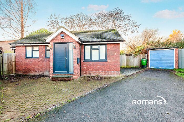 3 Bedroom Bungalow To Rent In Bourne Avenue, Windsor, SL4