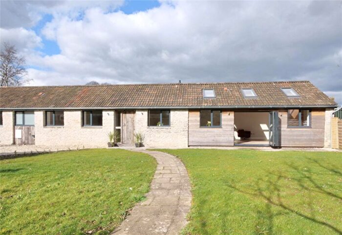 4 Bedroom Bungalow For Sale In Four Bed Barn Conversion In Midsomer Norton, BA3