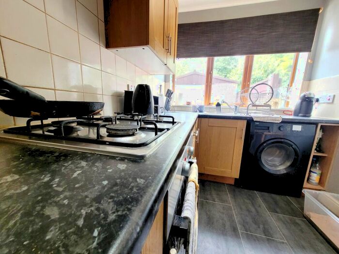 3 Bedroom Semi-Detached House To Rent In Graymar Road, M38