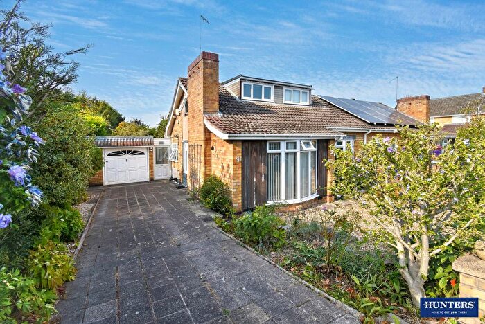 3 Bedroom Semi-Detached Bungalow For Sale In Birchtree Road, Wigston, LE18