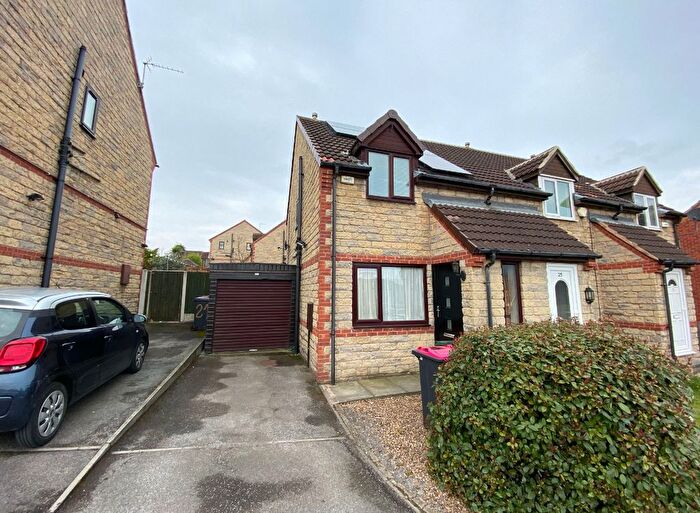 2 Bedroom Property To Rent In Appleton Close, Rotherham, S65