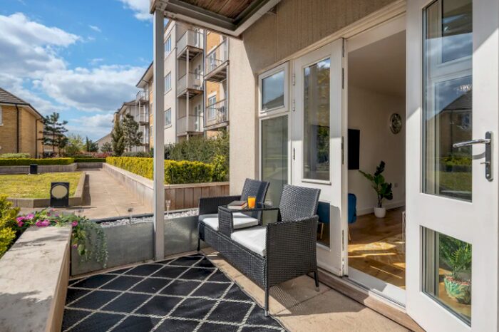 1 Bedroom Flat To Rent In Park Lodge Avenue, West Drayton, UB7