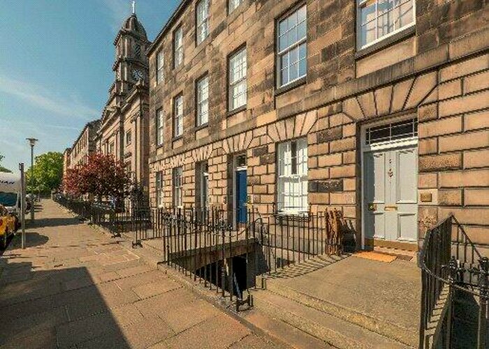 3 Bedroom Property To Rent In Saxe Coburg Street, Edinburgh, EH3