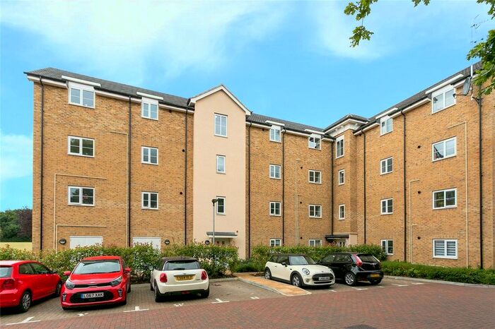 2 Bedroom Flat To Rent In Beall Court, A Dodd Road, Watford, Hertfordshire, WD24