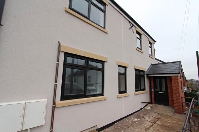 3 Bedroom Apartment To Rent In Nursery Road, Swallownest, S26